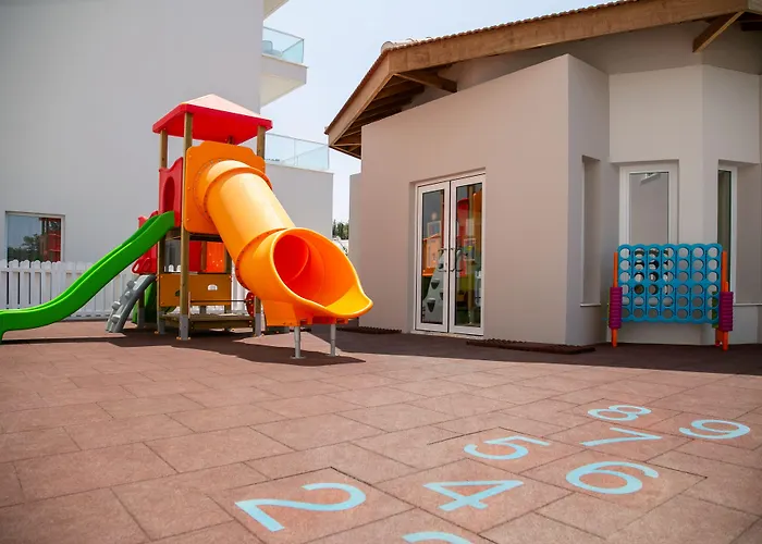 Vangelis & 4* Protaras