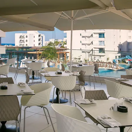 Vangelis & Hotel Protaras