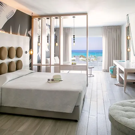 Vangelis & 4* Protaras