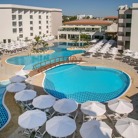 Vangelis & Hotel Protaras