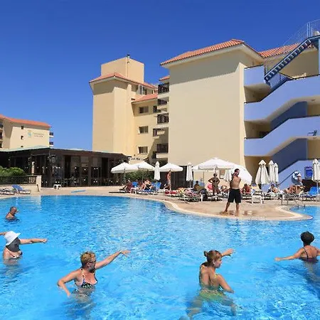 Vangelis & Hotell 4*