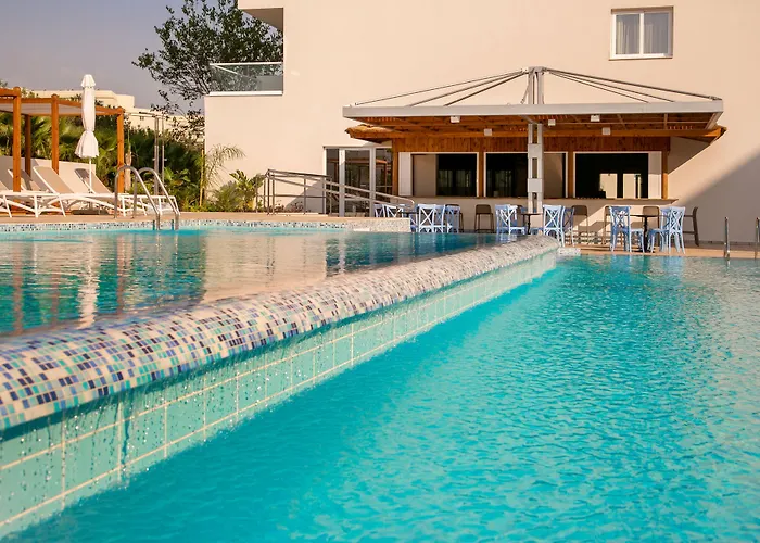 Vangelis & 4* Protaras